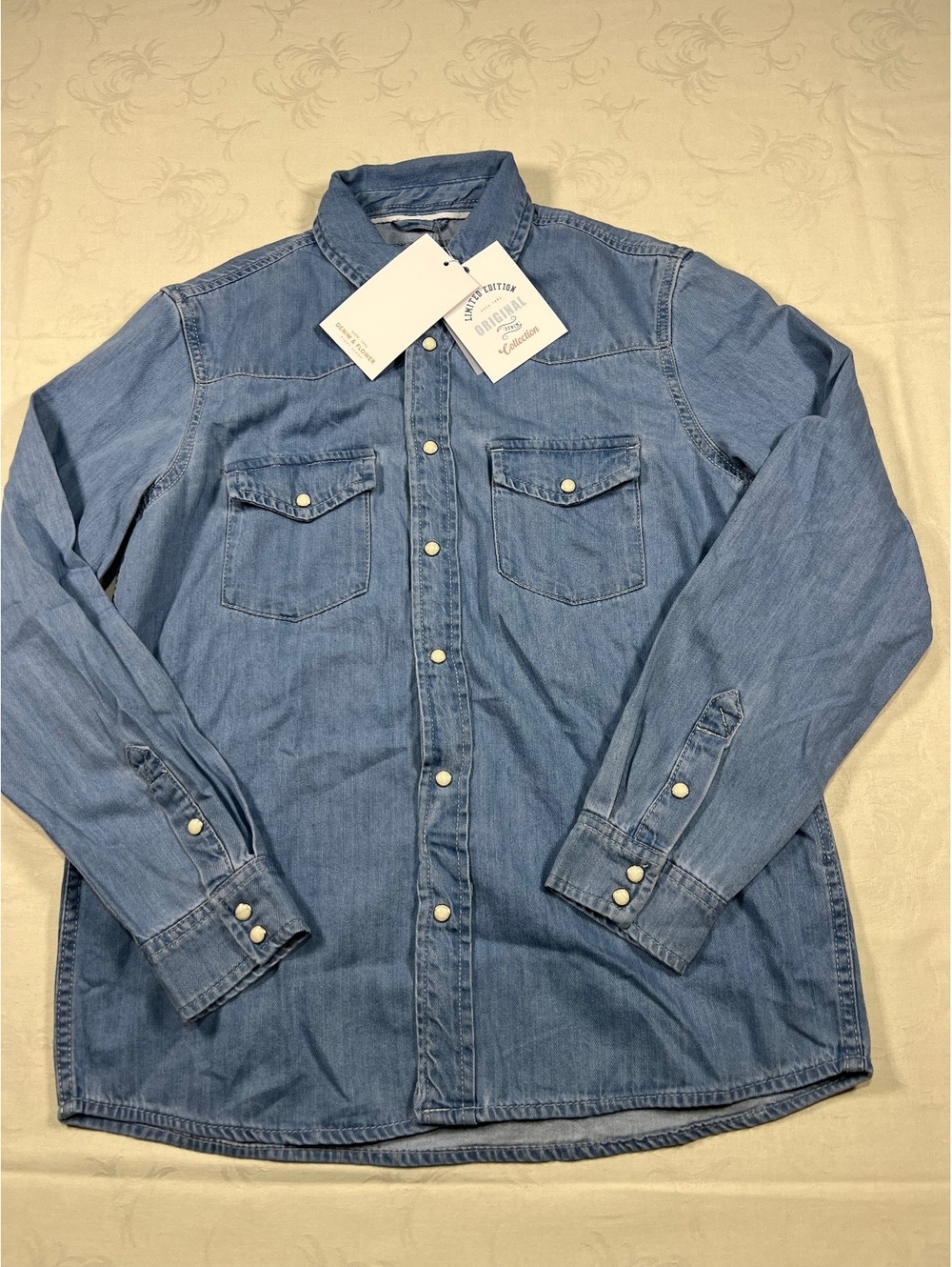 Denim & Flower Pearl Button Western Shirt Medium Wash Denim Size Small